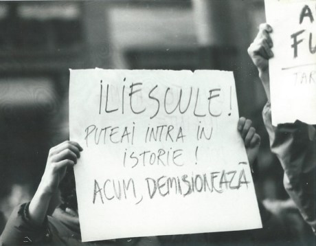 Iliescu, demisia